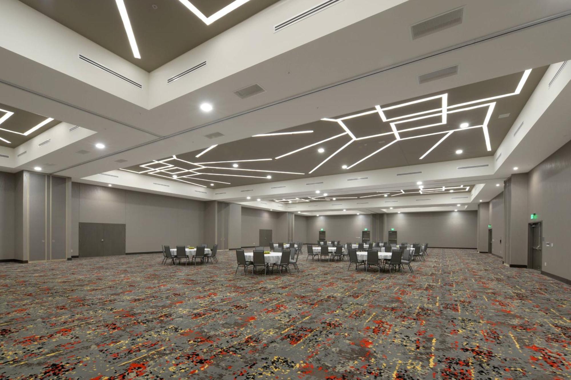 Courtyard By Marriott Austin Флюгервилль Экстерьер фото